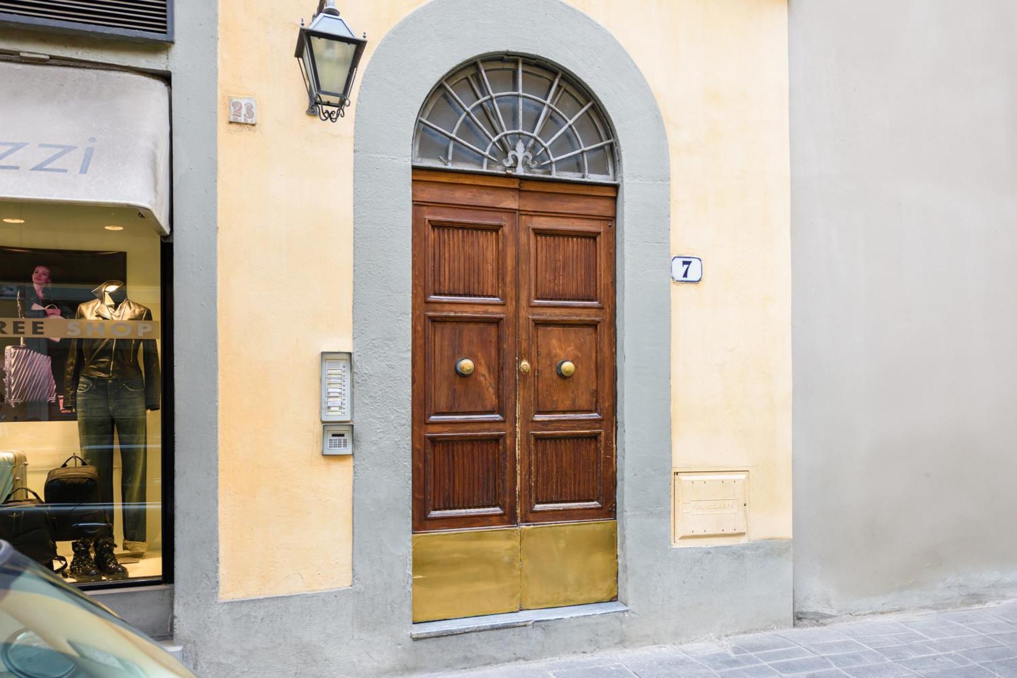 Il Nido Di Santa Croce By Mmega Apartment Florence Ngoại thất bức ảnh